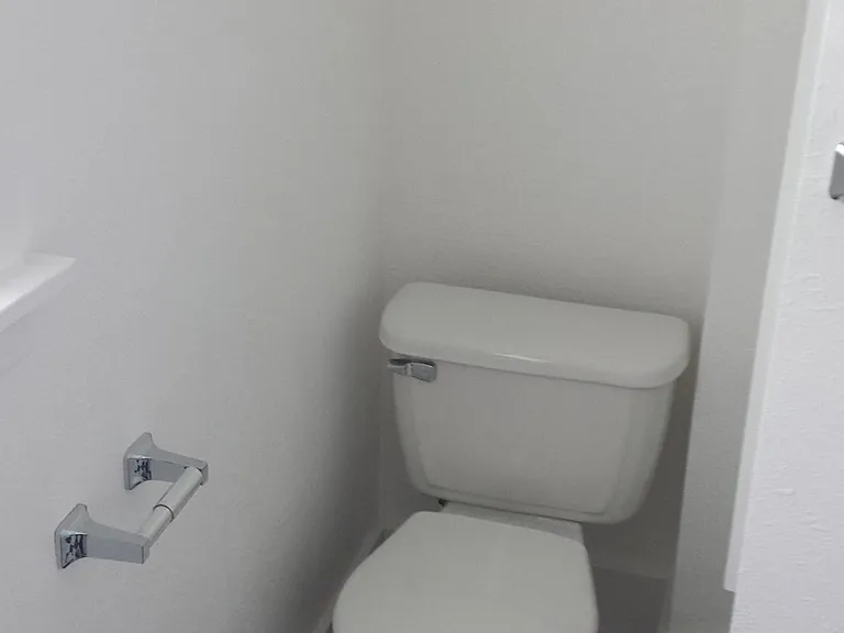 650 Marion St NE #1 — Photo 47