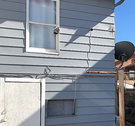 3rd image of 483 N Velasco Ave