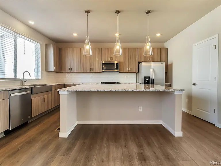 16762 Tejon Pl — Photo 14