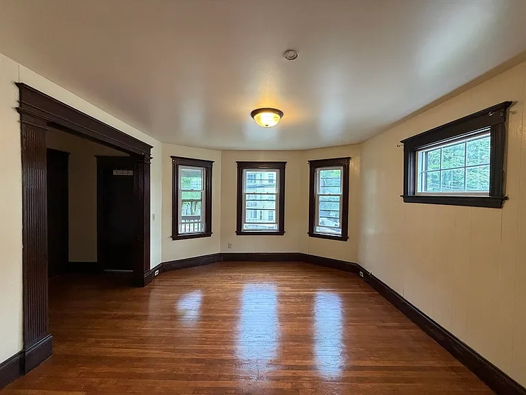 1017-1019 Canterbury St #2 — Photo 7