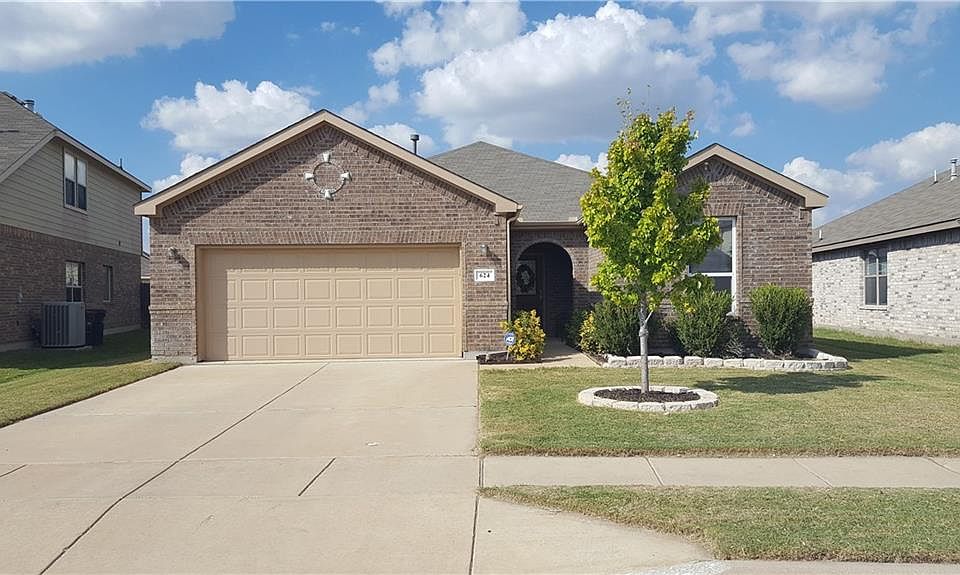 1st image of 624 Saddleway Dr