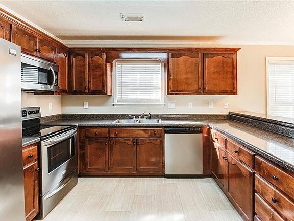 5th image of 7525 Thompsons Way