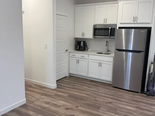 5437 Lopez Lake Way, Sacramento, CA 95835