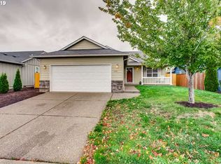 1331 Mount View Ln, Molalla, OR 97038