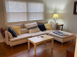 821 1st St, Valley Park, MO 63088