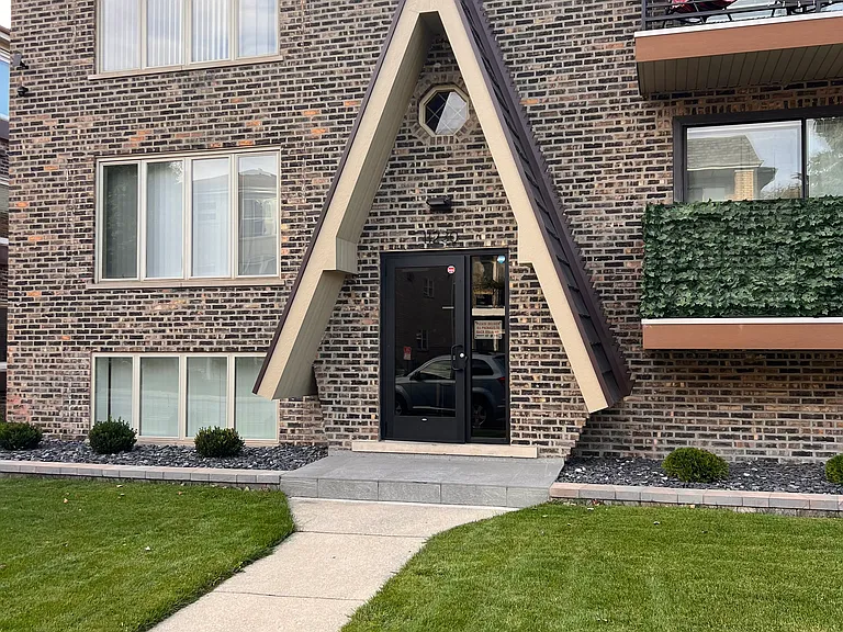 11230 Moraine Dr #1S — Photo 1
