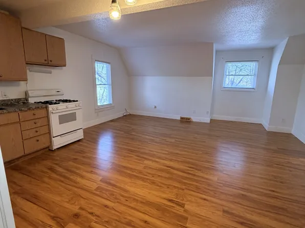 614 S 1st Ave #2, Sioux Falls, SD 57104