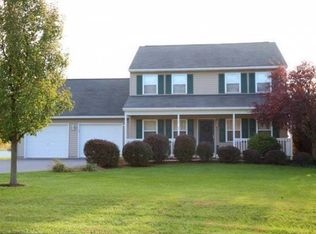 8 Pin Oak Dr, Denver, PA