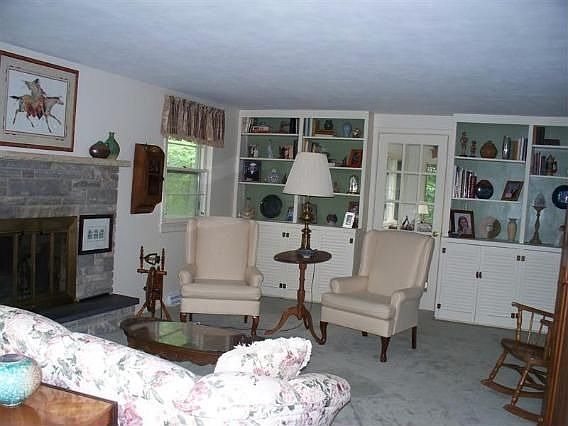 1st image of 817 Tenny Ave