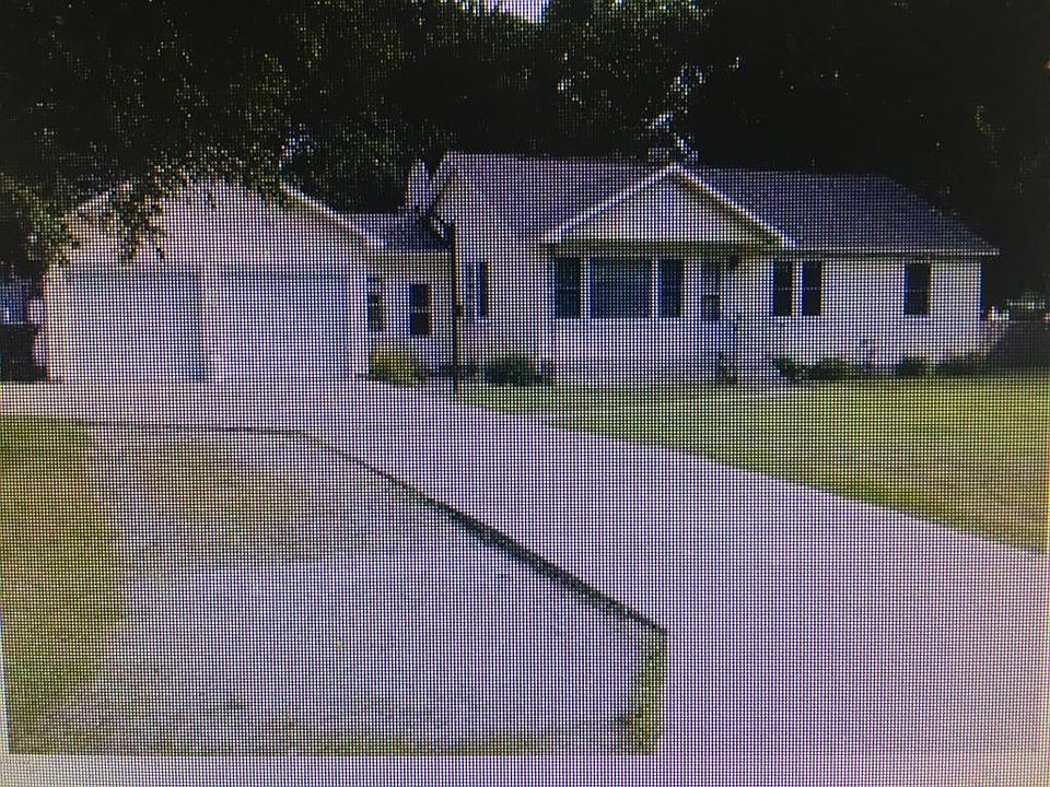 1st image of 1876 Belmont Dr