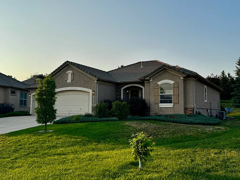 2684 Cinnabar Rd — Photo 1