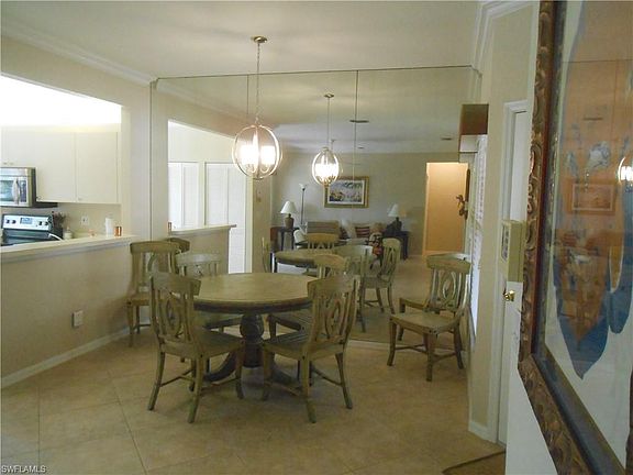 5th image of 341 Emerald Bay Cir Unit T6