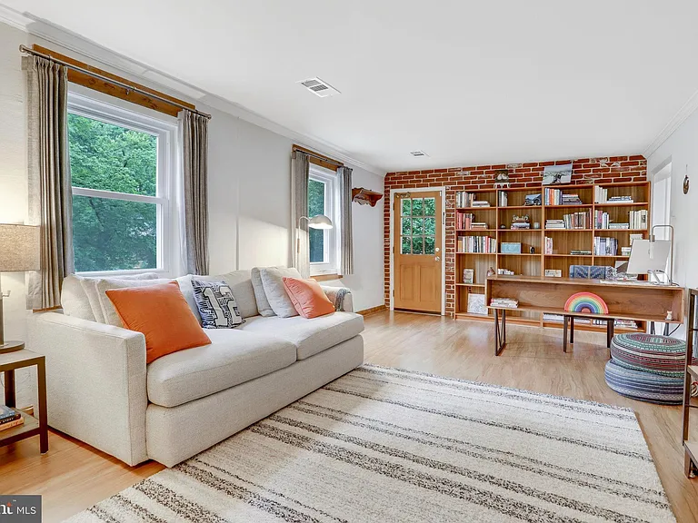 8805 Menard Ct — Photo 21