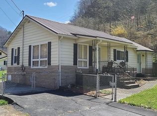 1070 Magic Rd, Vansant, VA 24656