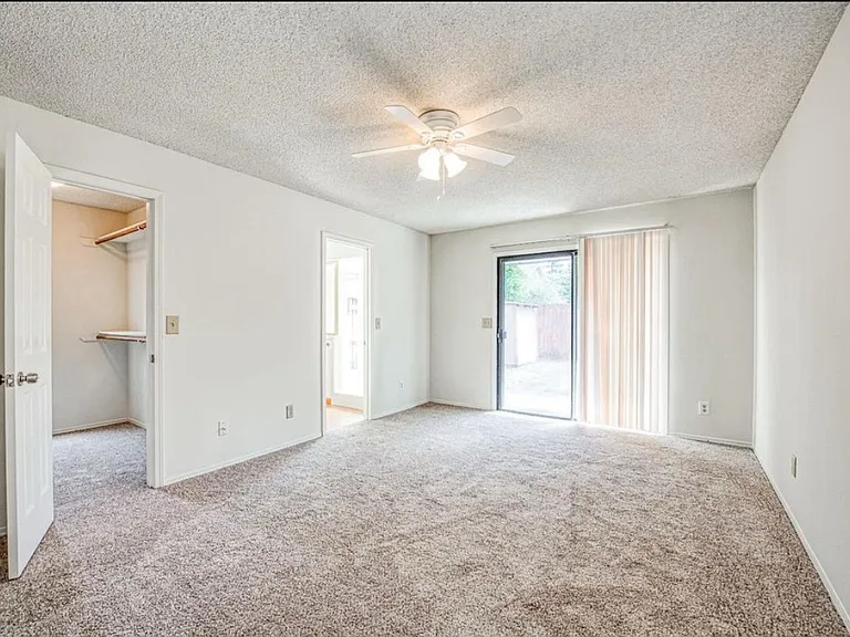 6376 N Forestiere Ave — Photo 7