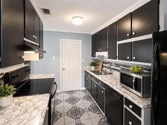 5th image of 4610 Brunswick Dr
