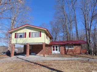 14081 Highway 149 St, Murphysboro, IL 62966