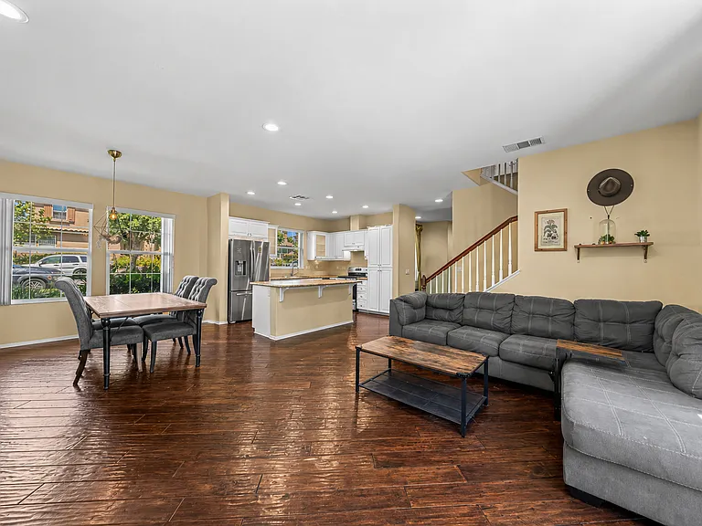 1732 Wolf Canyon Loop — Photo 12