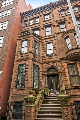 Rented by Douglas Elliman | media 26