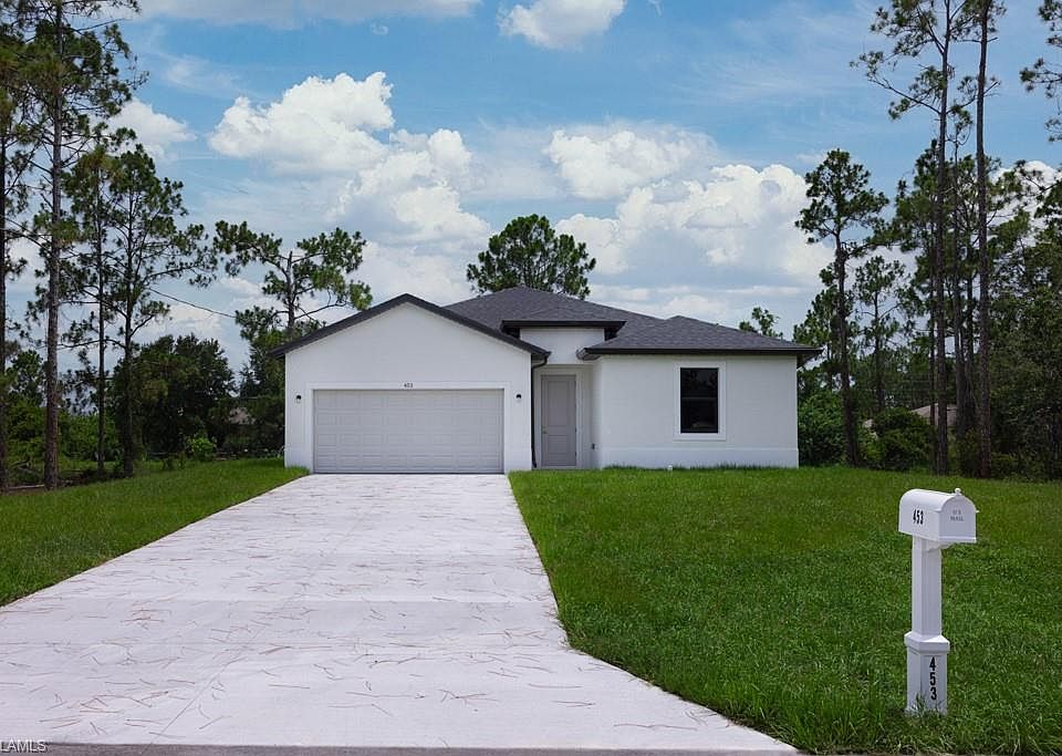 1st image of 453 Woodman DR