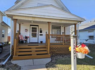 1207 S 7th St, Burlington, IA 52601