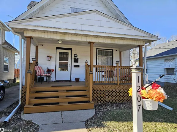 1207 S 7th St, Burlington, IA 52601