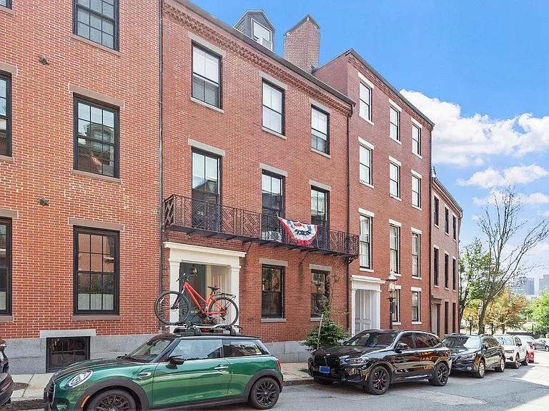 21 Harvard St #1 — Photo 24