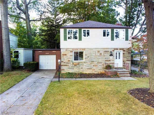 1744 Lakeview Ave, Rocky River, OH 44116