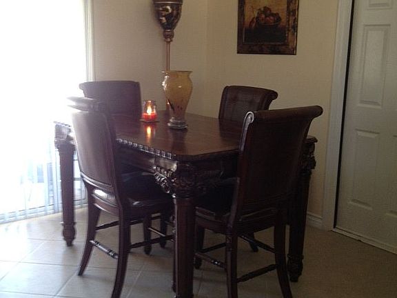 Dining Room w Backyard View