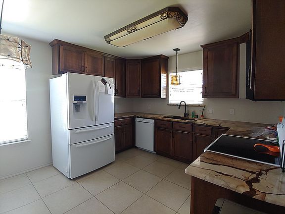 2nd image of 3308 Tumbleweed Ln