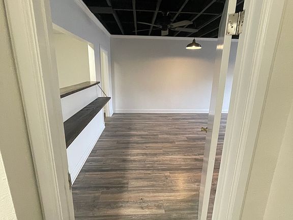 2nd image of 253 3rd Ave
