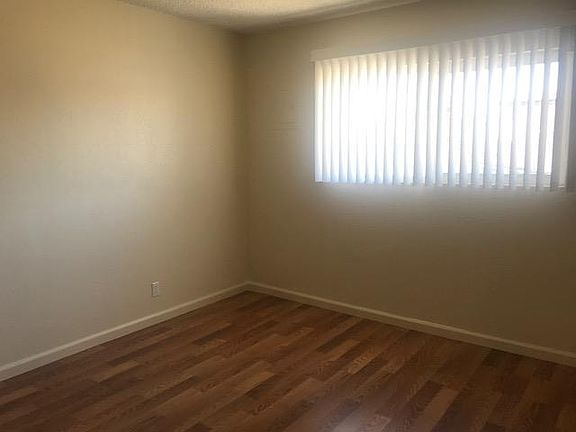 5th image of 2418 Atlantic Ave APT 6