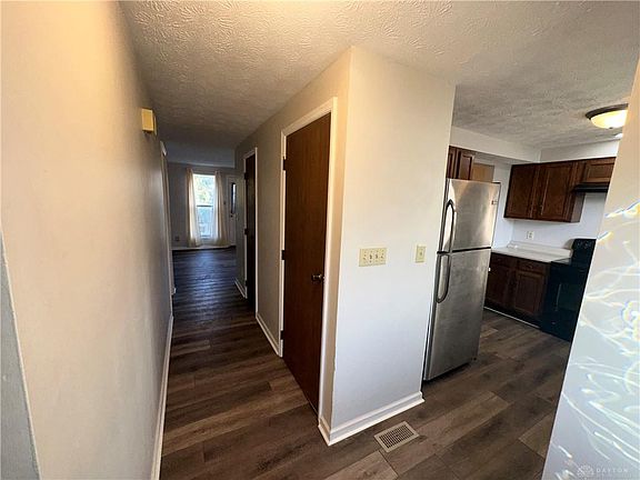 4th image of 2715 Brookshire Ln