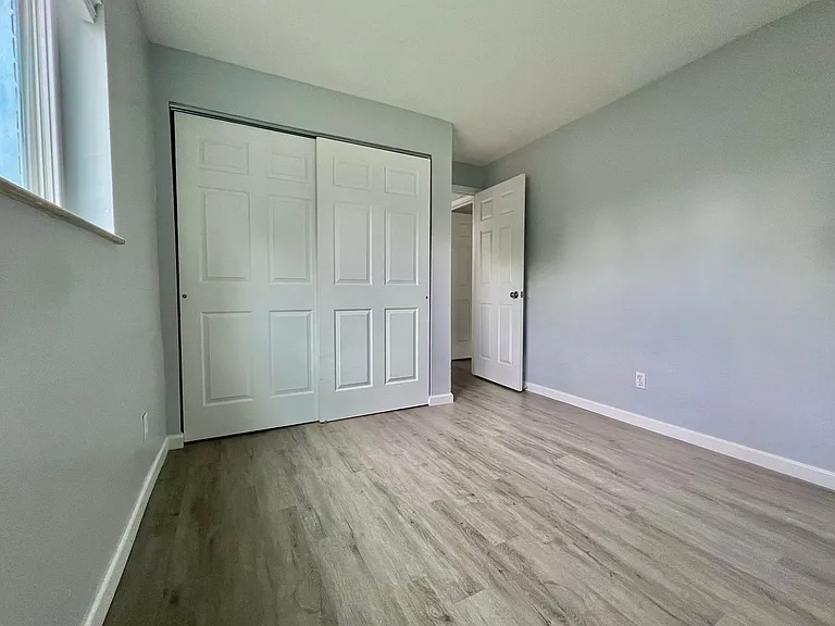 422 S Miami Ave — Photo 39