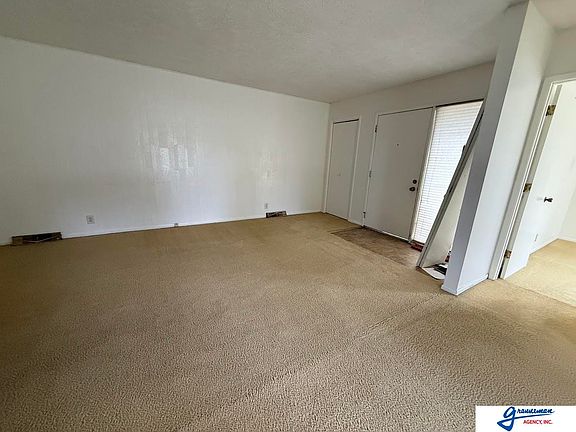 3rd image of 718 & 720 15th St