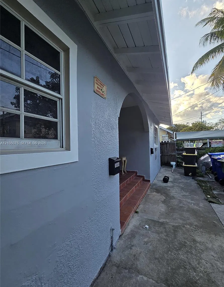 City Of Miami South — Photo 4