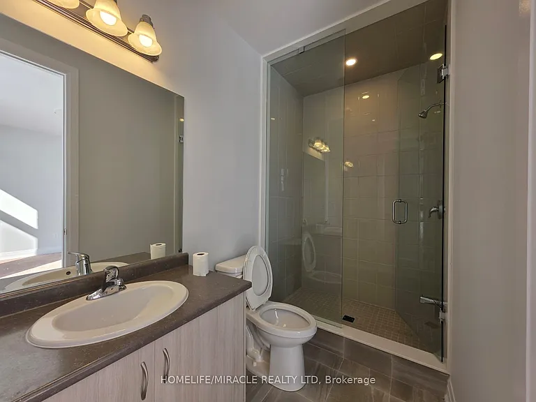 Upper Thames Dr — Photo 22