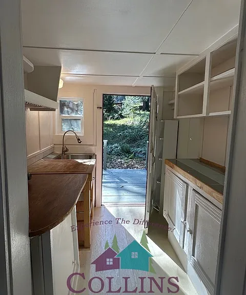 318 Nile St — Photo 8