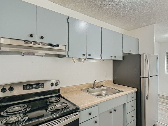 3rd image of 22805 30th Ave S APT 203
