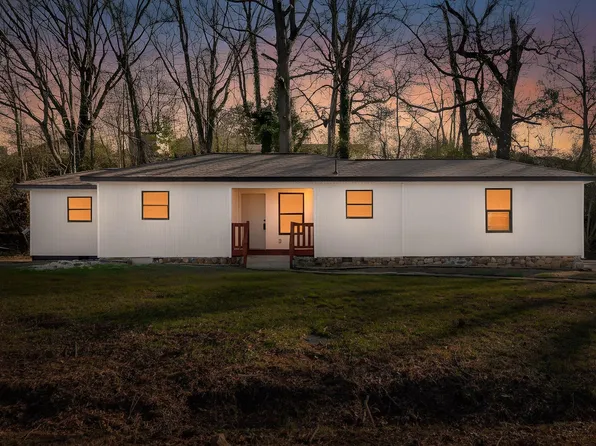 4210 Davis Ln, Chattanooga, TN 37416