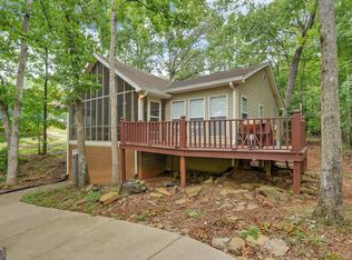 370 Paradise Point Rd, Hartwell, GA 30643