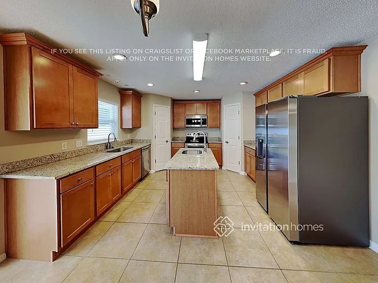 10749 Laxton St — Photo 11