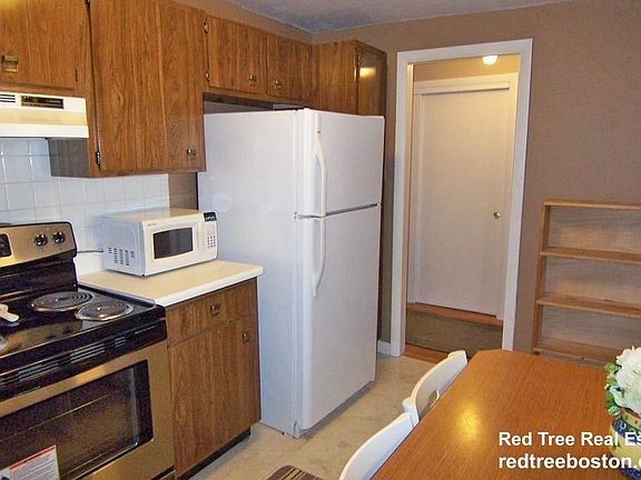 3rd image of 121 Tremont St #C33