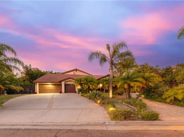 32 Franciscan Pl, Pomona, CA 91766