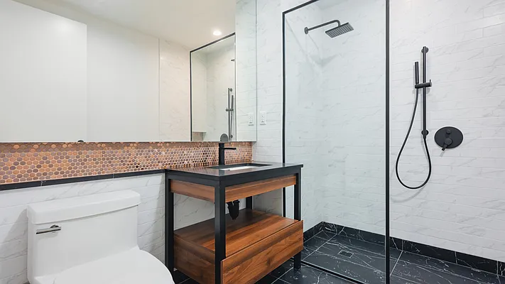 Rented by Nooklyn NYC LLC | media 90