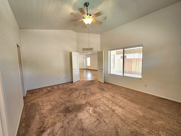 4th image of 15904 W Carmen Dr
