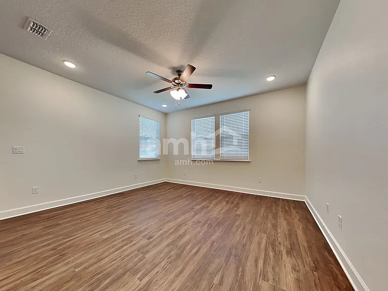 2948 Rolling Acres Rd — Photo 10