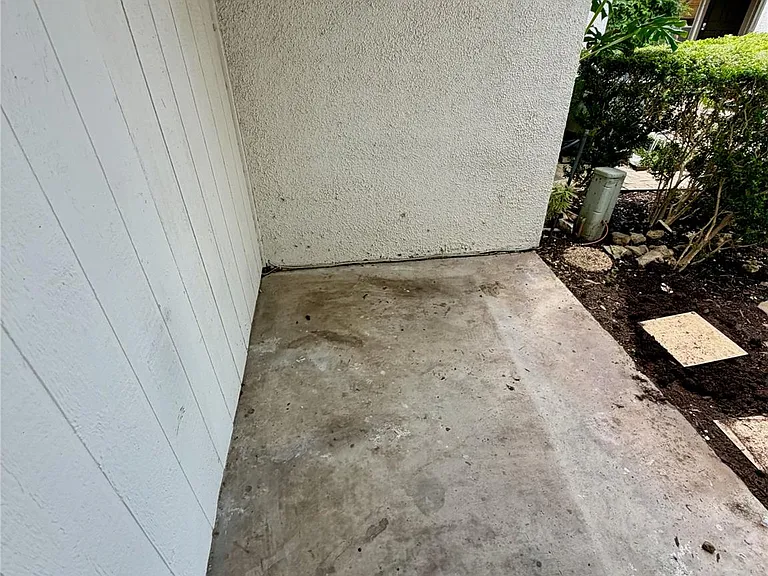 6910 Hart Ln #703 — Photo 25