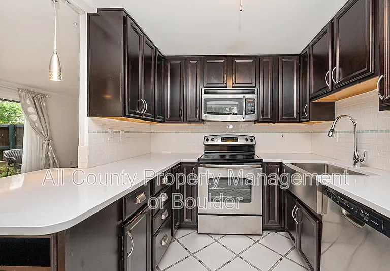 745 Thomas Dr #19 — Photo 6