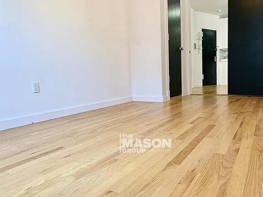 Rented by Mason Group LLC | media 19